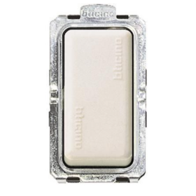 Interruttore Unipolare Bianco 16 Ampere Serie  Bticino Magic 5001