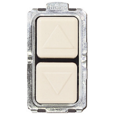 Commutatore Doppio Tasto con Interblocco 1-0-2  Serie  Bticino Magic 5052N