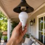 Lampadina LED Goccia E27 9W 4000K con Sensore Crepuscolare