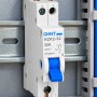 Chint NZK2-32/1 643002 Commutatore Unipolare 1-2 1M 32A 230Vac IEC/EN 60669-1 1P NA-C-NC Moduli DIN 1 Posizioni 1-2 IP20