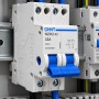 Chint 643003 NZK2-32/2 Commutatore Bipolare 1-2 2M 32A 230Vac IEC/EN 60669-1 2 Poli 2 Moduli DIN IP20 