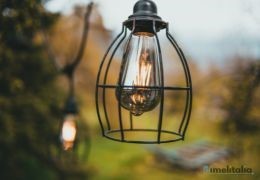 Lampade senza fili: è questa la rivoluzione dell’illuminazione outdoor?