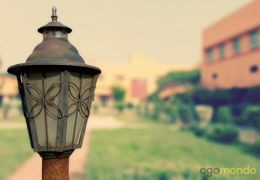 Come sostituire un lampione da giardino?