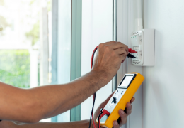 Sicurezza elettrica in casa: Come prevenire cortocircuiti e incendi